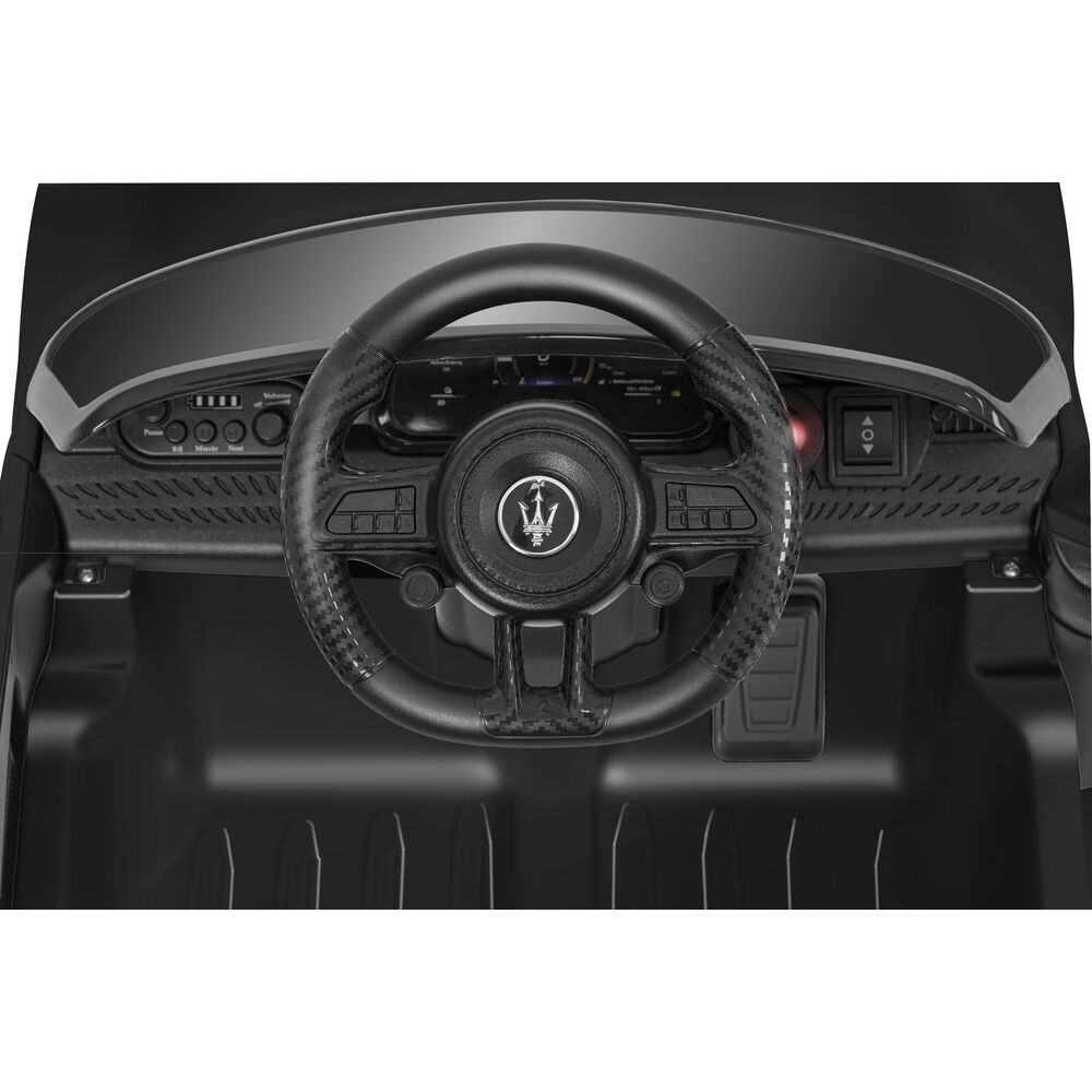 globo-giocattoli-maserati-granturismo-12v-batteria-litio-radiocomandata-nera image 3