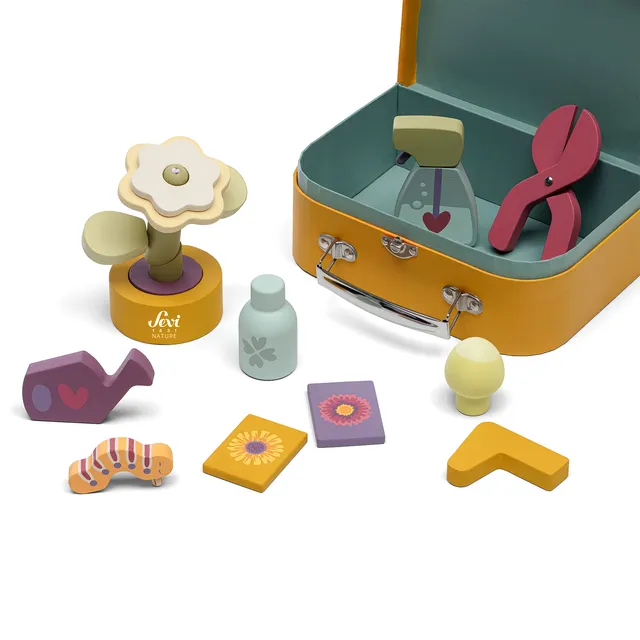 trudi-sevi-play-set-valigetta-sos-piante-17-pz-legno image 1